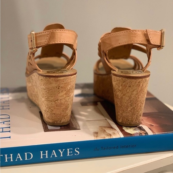 Tory Burch Sandals - Picture 7 of 8